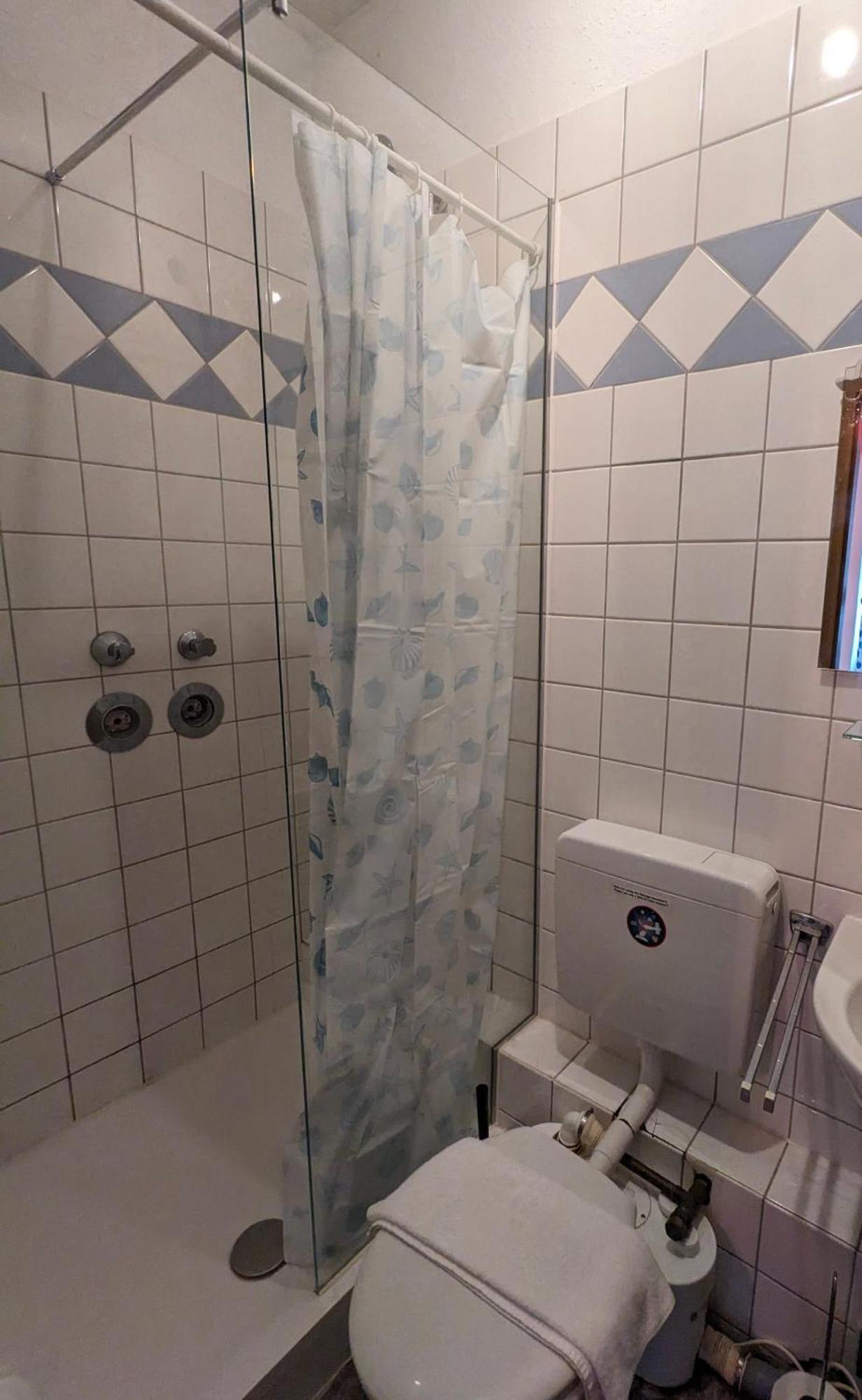 Apartment Im Luisenviertel - Gruen วุปปาทัล ภายนอก รูปภาพ