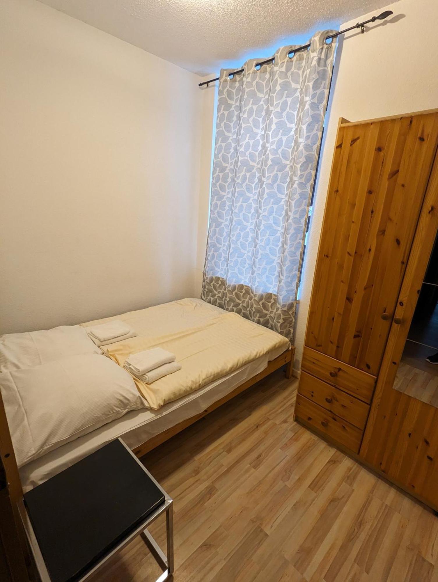 Apartment Im Luisenviertel - Gruen วุปปาทัล ภายนอก รูปภาพ